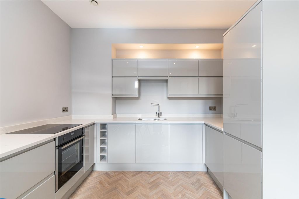 Property photo 2 of 16 Edit-9821.Jpg