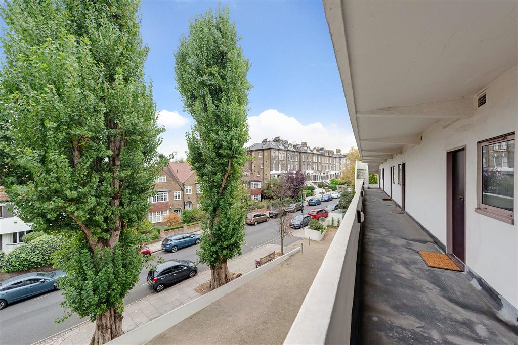 Property photo 3 of 15 53565_Hi_Res_ (13).Jpg