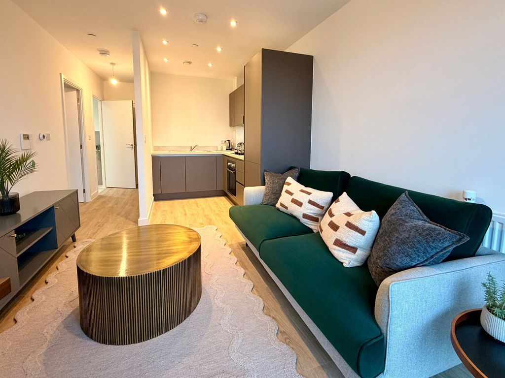 Property photo 2 of 7