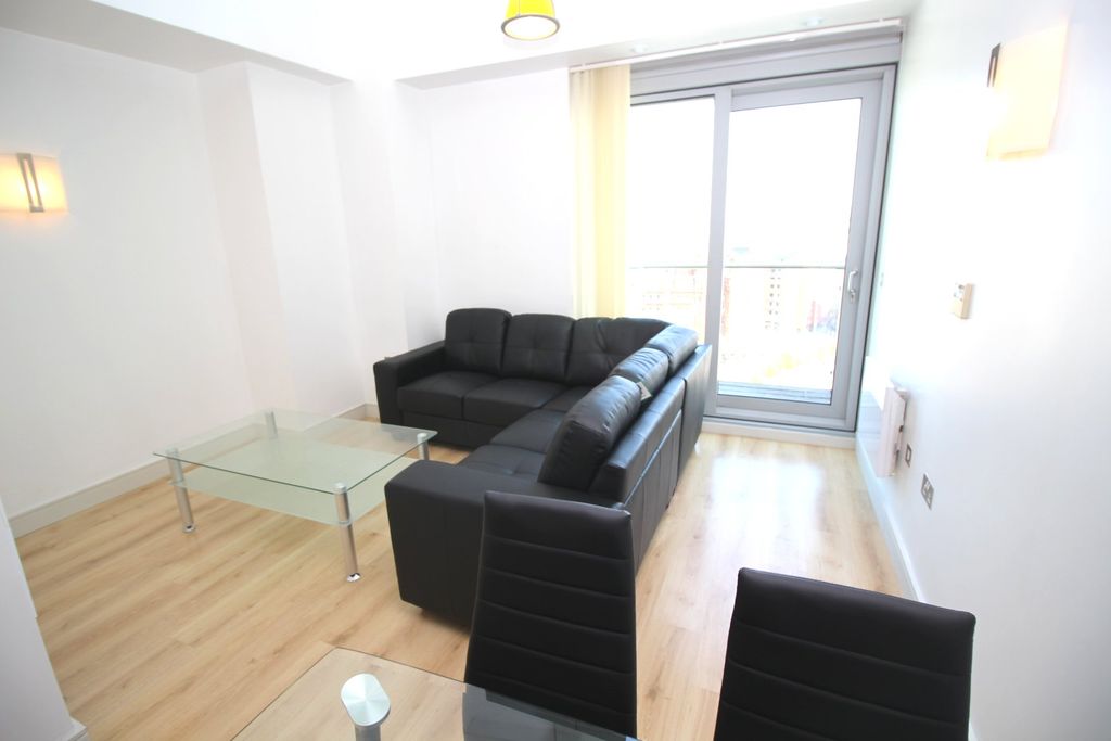 Property photo 2 of 12