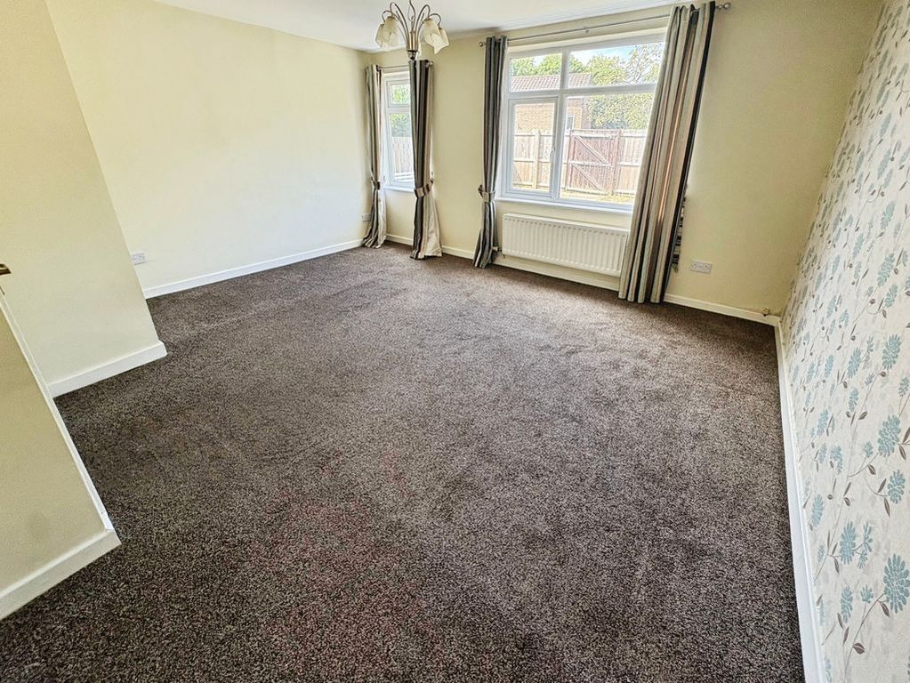 Property photo 2 of 12 Photo 12