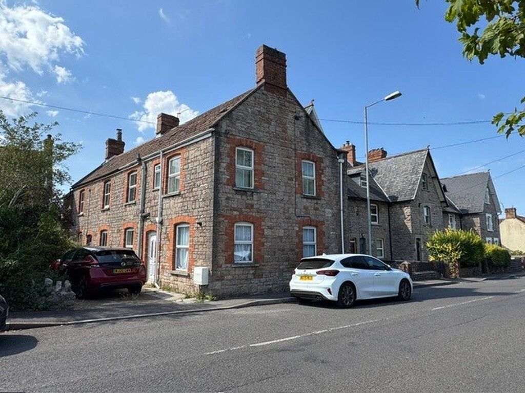 Property photo 1 of 8 Front External