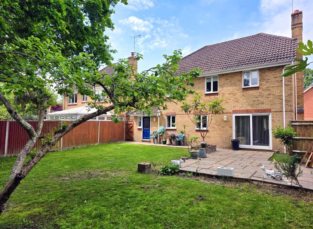 Property photo 2 of 15