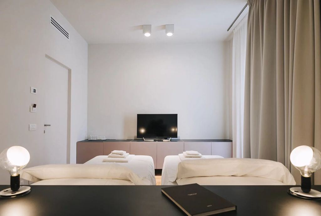 Property photo 2 of 36 2019 Sm Villa Curiel Architettura Sundaymorning