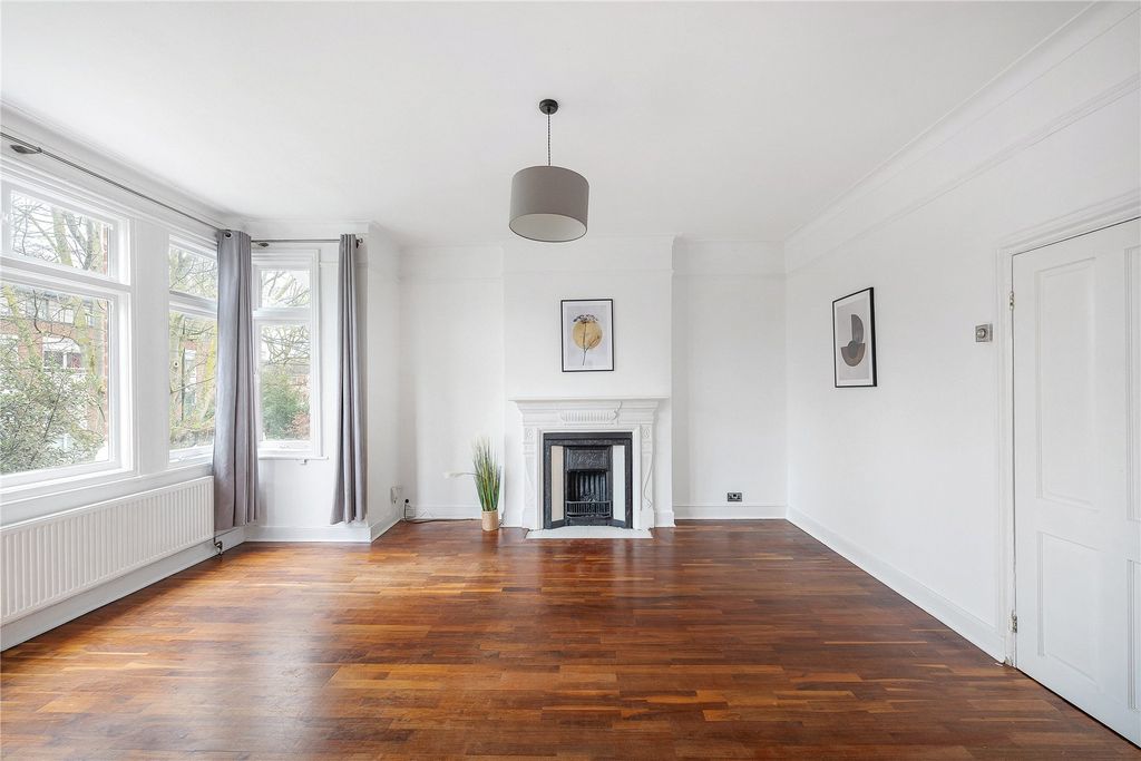 Property photo 2 of 16 Picture No. 05