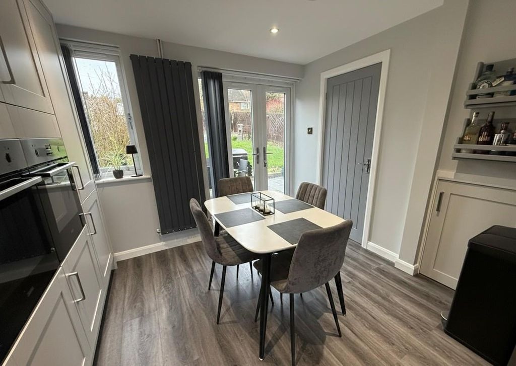 Property photo 3 of 9 7.Jpg