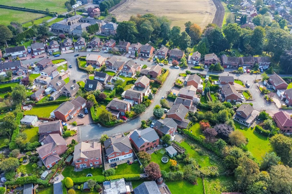 Property photo 2 of 29 Dji_Fly_20240920_120452_97_1726830310995_Photo_Opt
