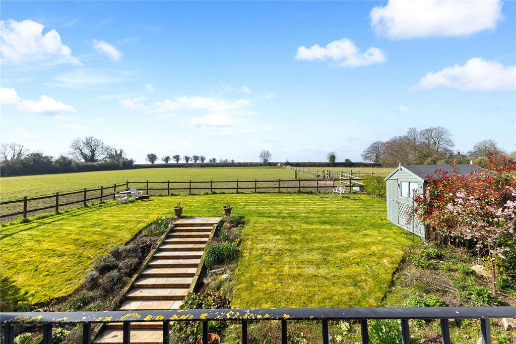 Property photo 3 of 24 Tarrant Monkton, Dt