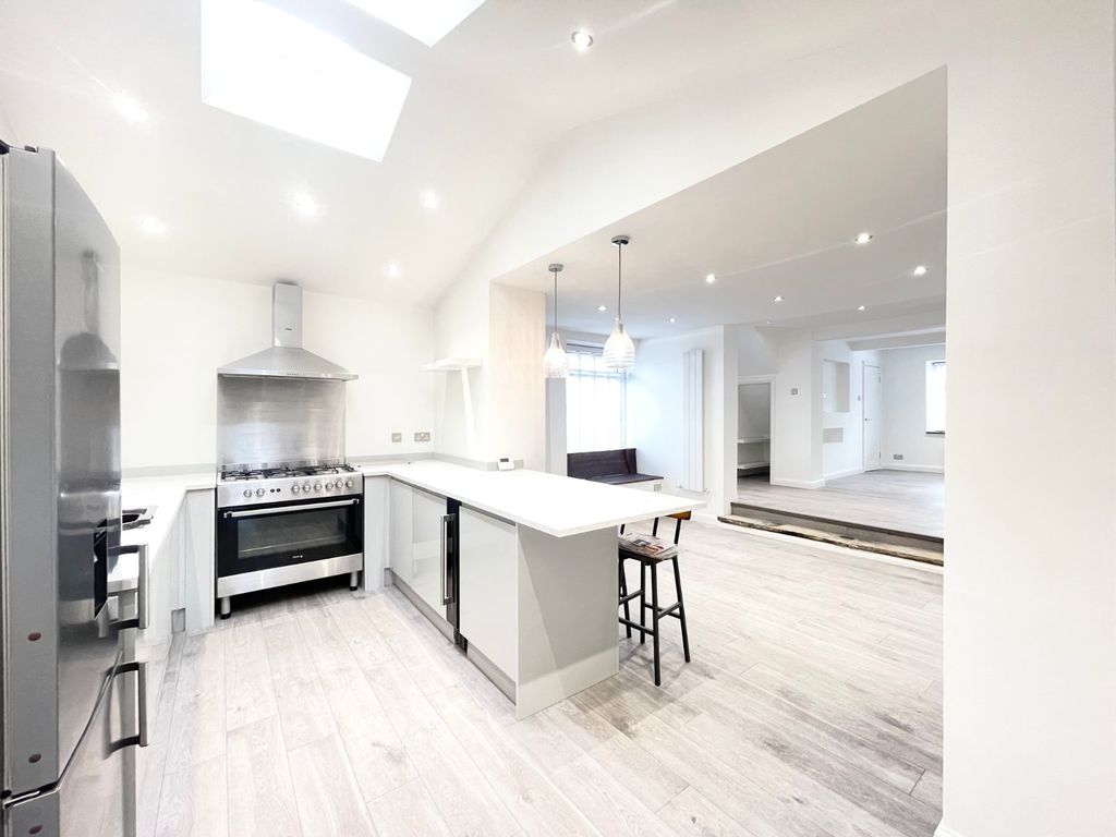 Property photo 2 of 15 Picture No. 15