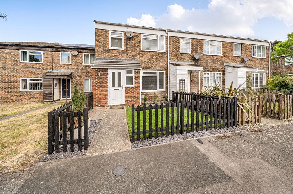 Property photo 1 of 18 1454432-20-6A0457...
