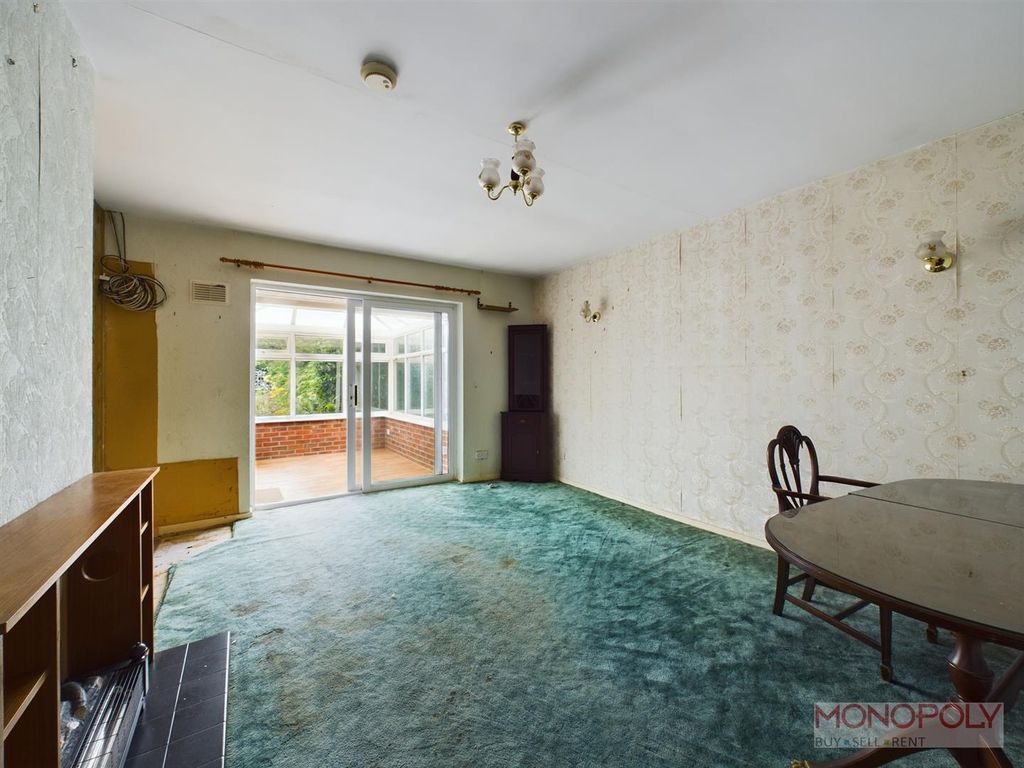 Property photo 3 of 17 Cam01943G0-Pr0282-Still005.Jpg