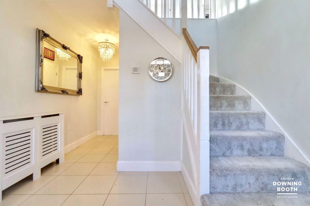 Property photo 2 of 38