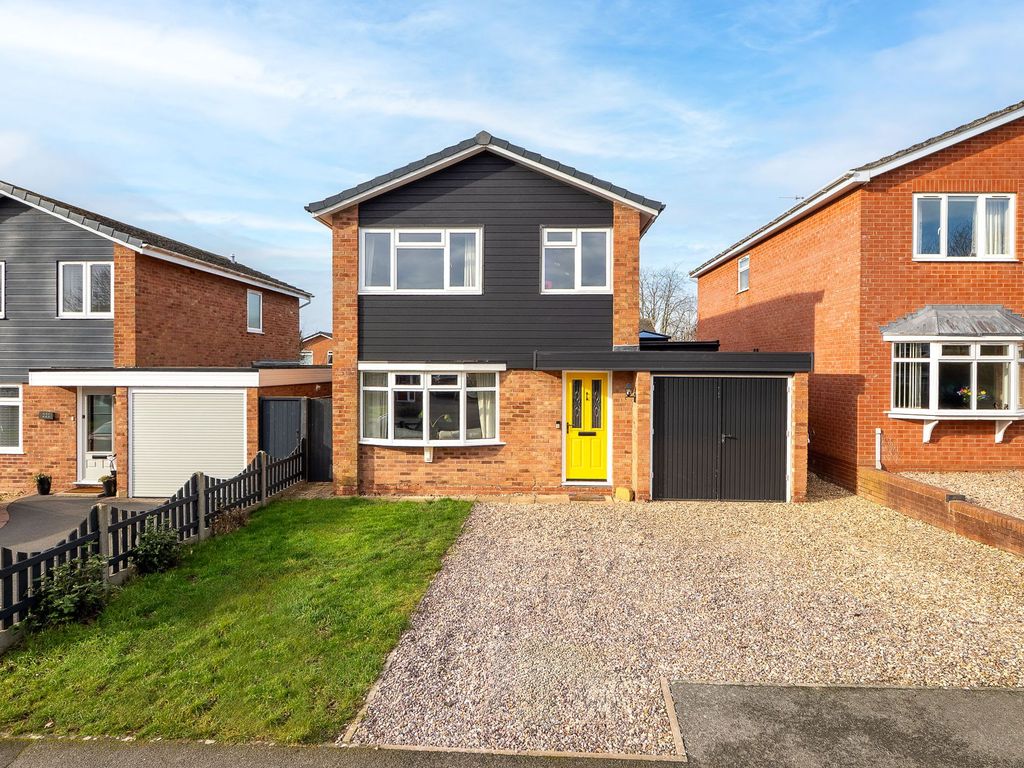 Property photo 1 of 34