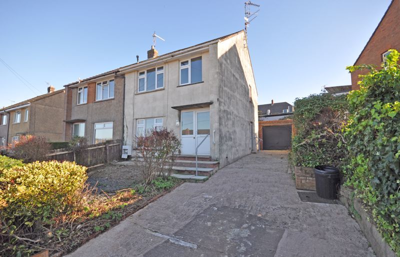 Property photo 1 of 14 Photo 12