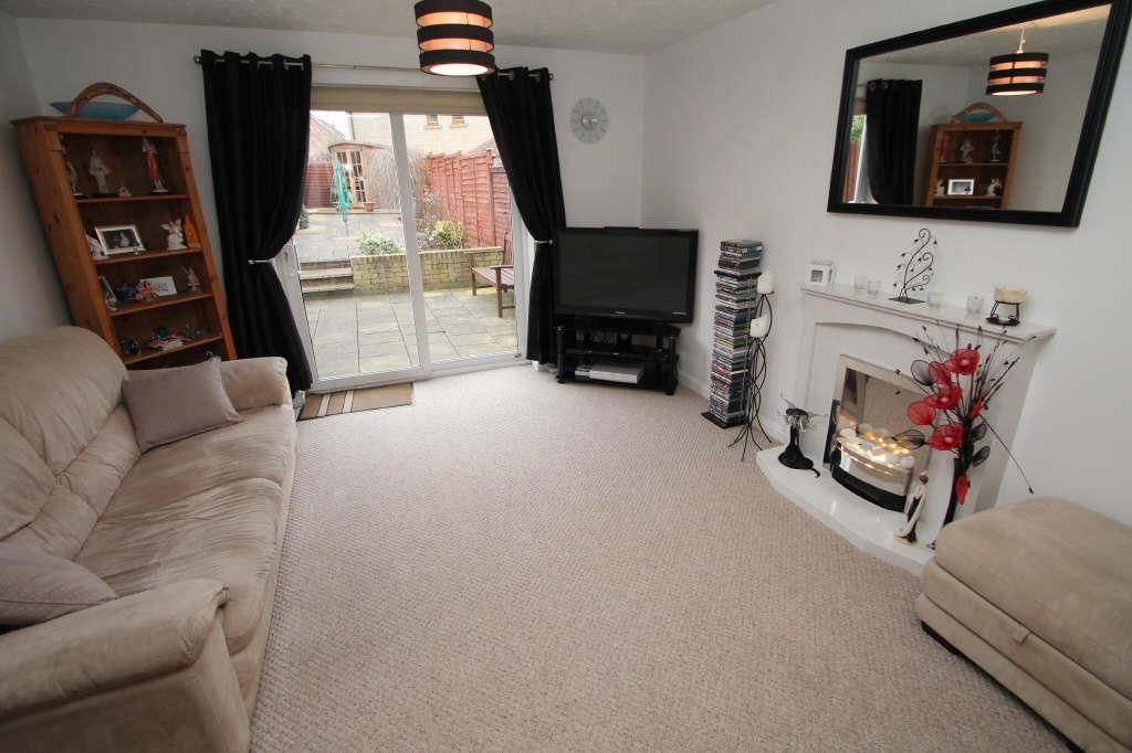 Property photo 3 of 11