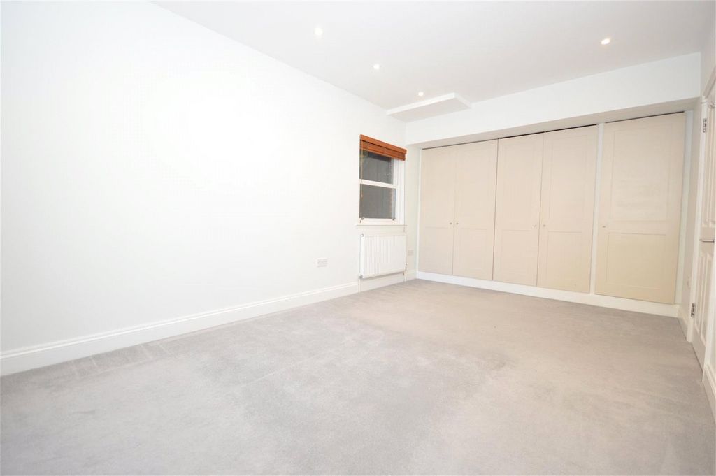 Property photo 2 of 5 Picture No. 02