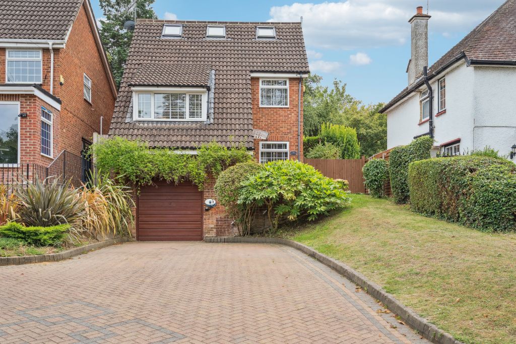 Property photo 1 of 18
