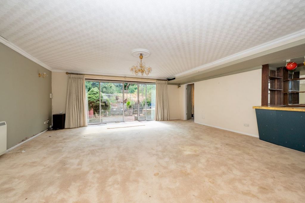 Property photo 3 of 22