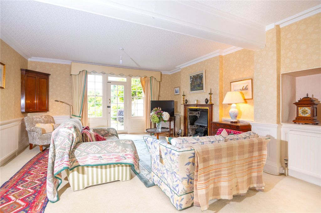 Property photo 2 of 29 Picture No. 43