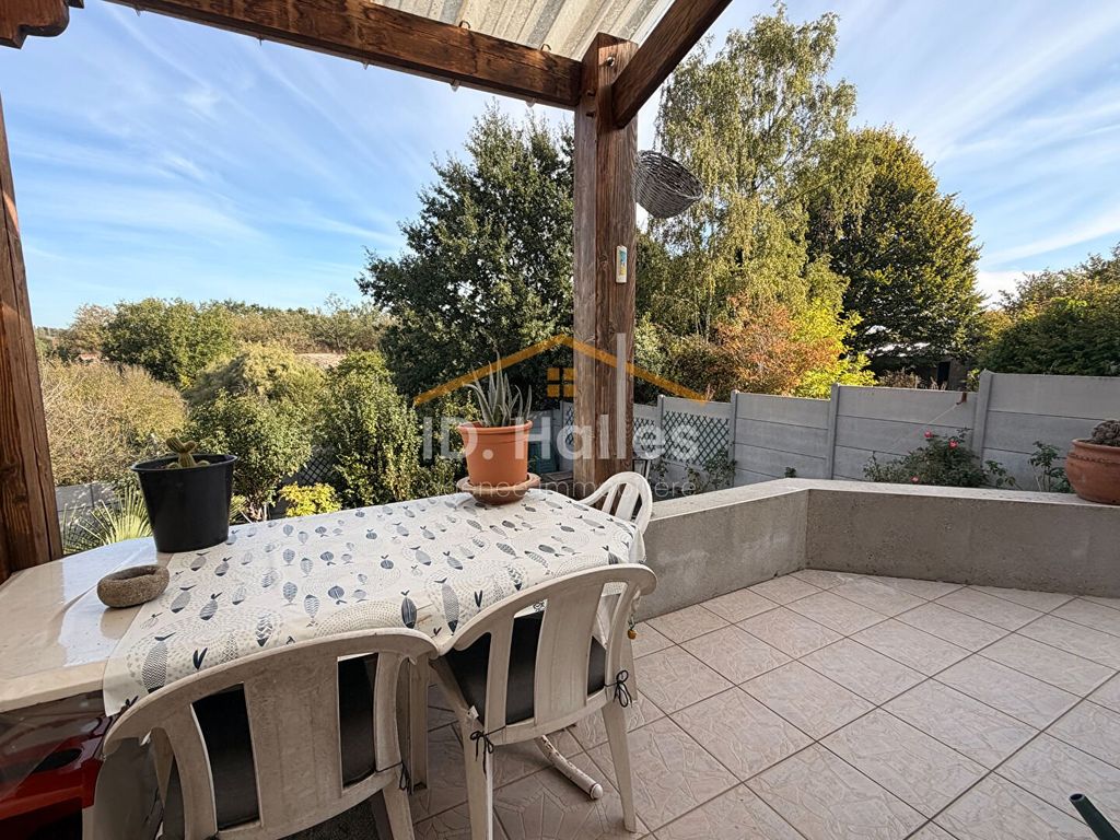 Property photo 2 of 12