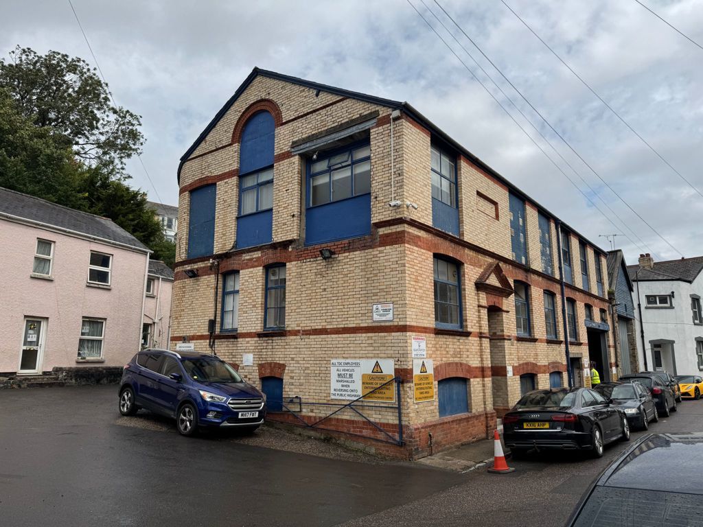 Property photo 1 of 21 Photo 21