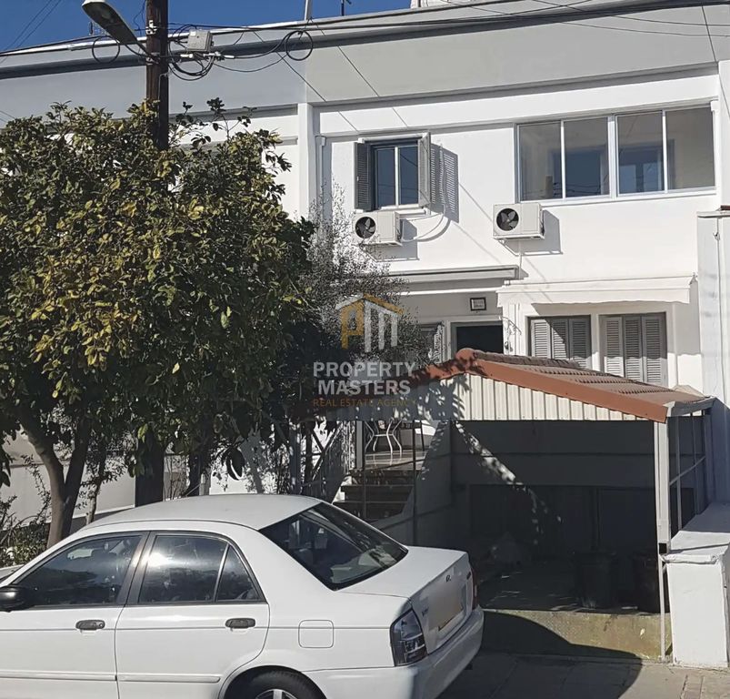 Property photo 1 of 2