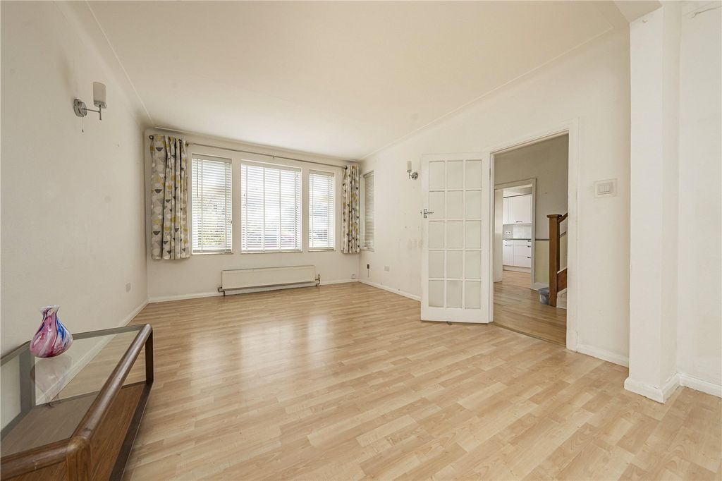 Property photo 3 of 20 Picture No. 16