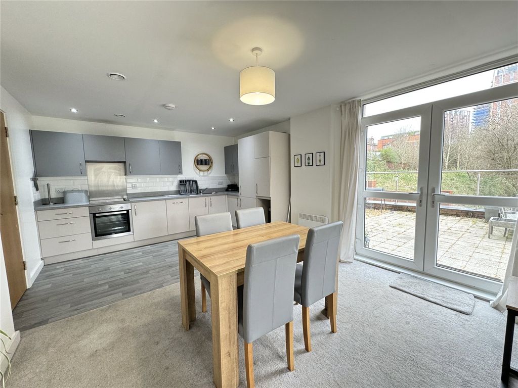 Property photo 3 of 15 Kitchen Diner