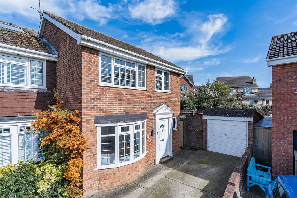 Property photo 1 of 24