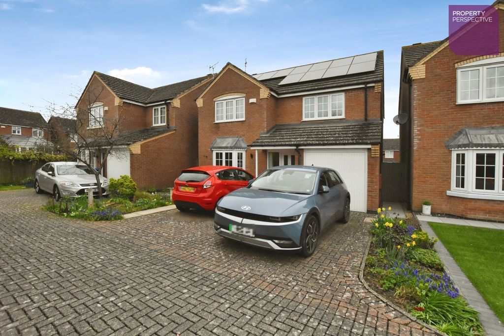 Property photo 1 of 28 Pbox-Img.Jpg