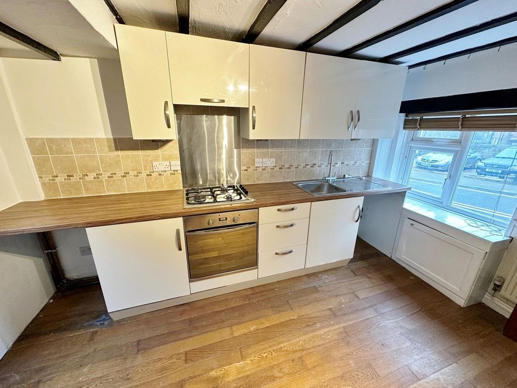 Property photo 3 of 7 Breakfast Kitchen