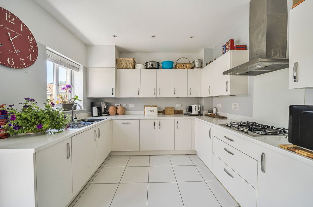 Property photo 3 of 20 1316836-5-6862Ae8...