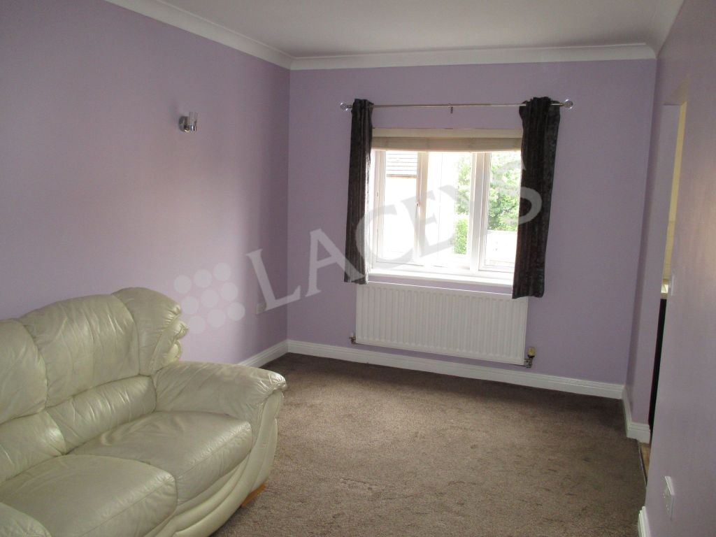 Property photo 3 of 8 Photo 8