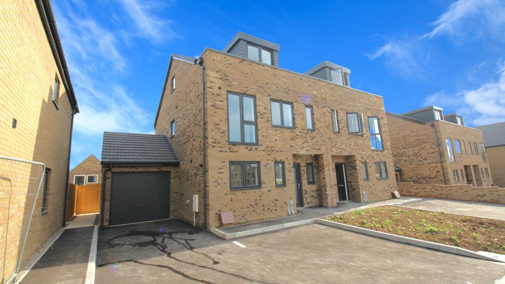 Property photo 1 of 23 Whyman.Png