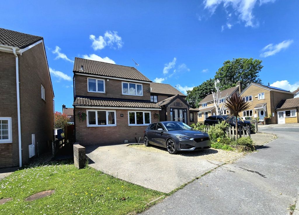 Property photo 1 of 31