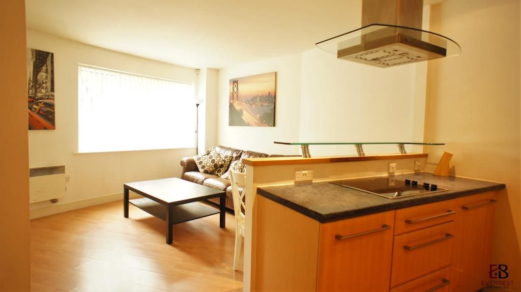 Property photo 2 of 9