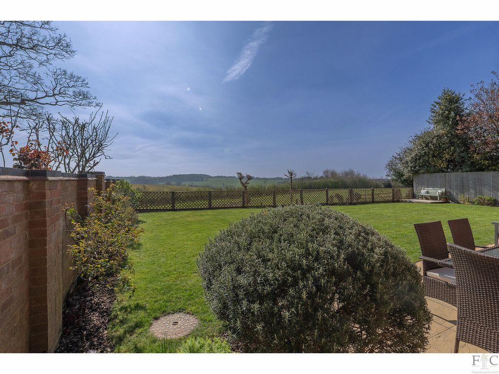 Property photo 3 of 38