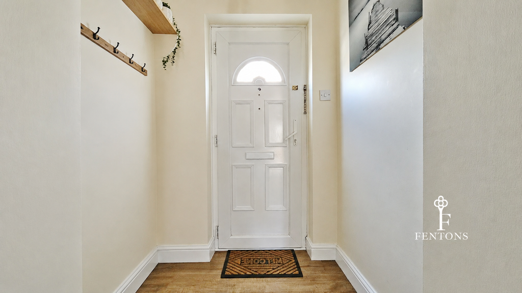 Property photo 3 of 19 Hallway
