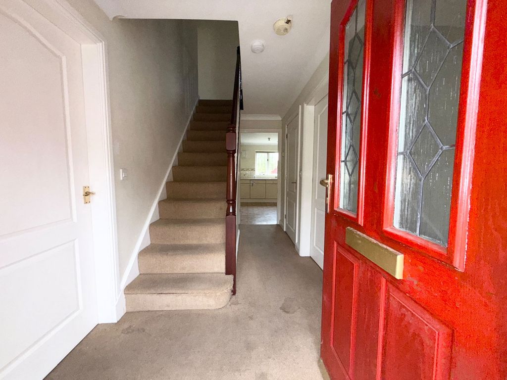 Property photo 2 of 21