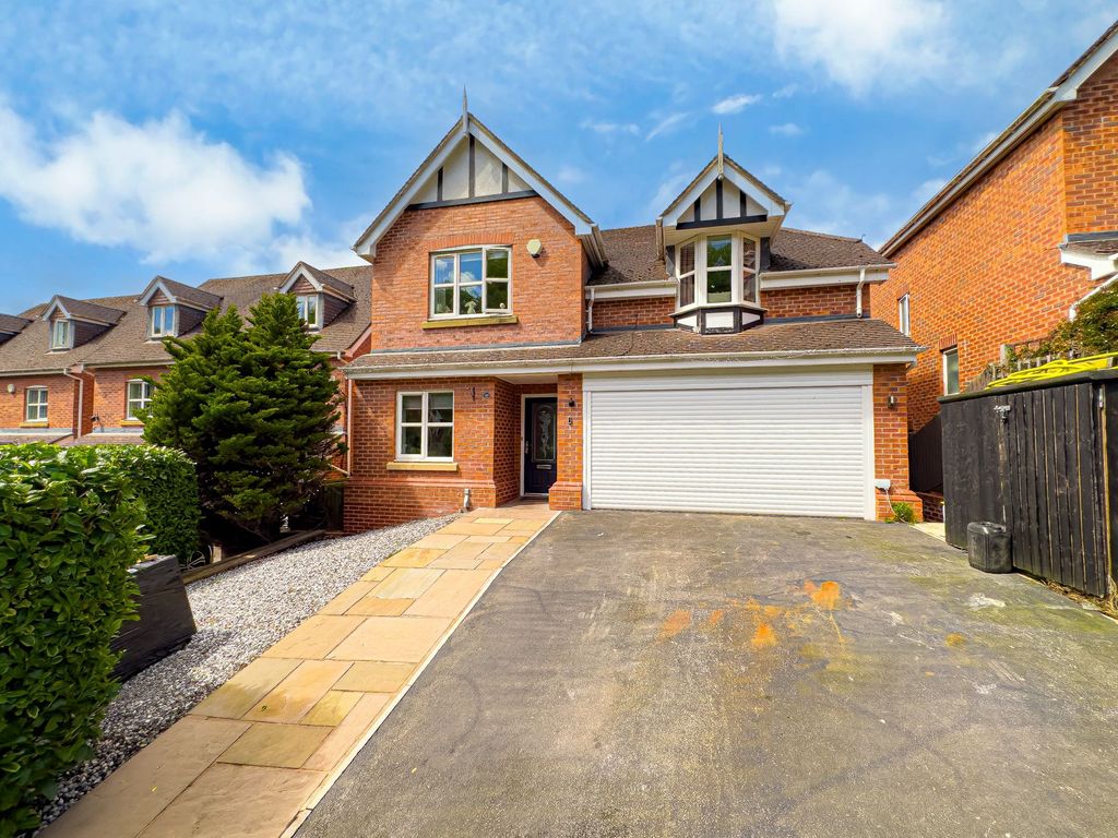 Property photo 1 of 33