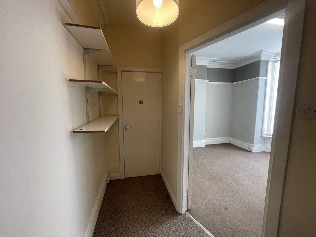 Property photo 3 of 4 Entrance Hall