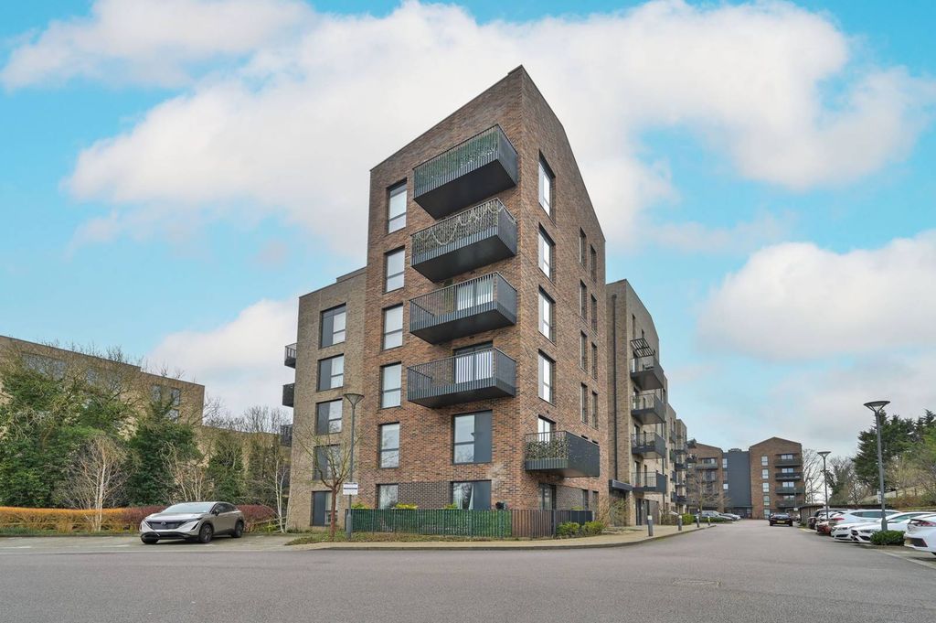 Property photo 1 of 15