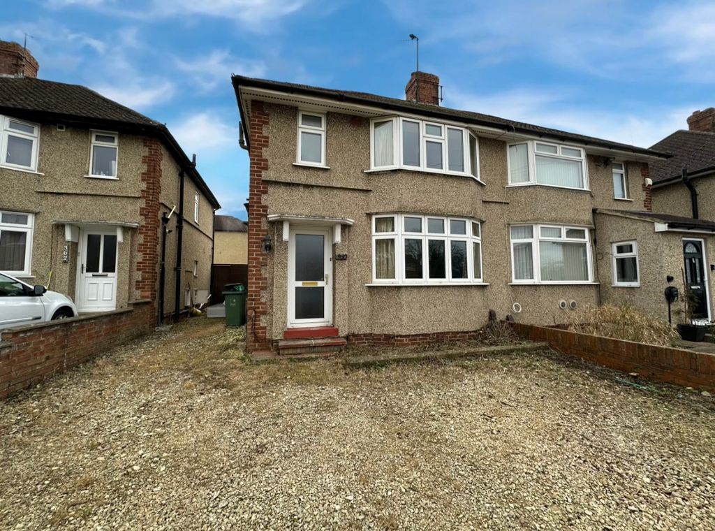 Property photo 1 of 12 Front