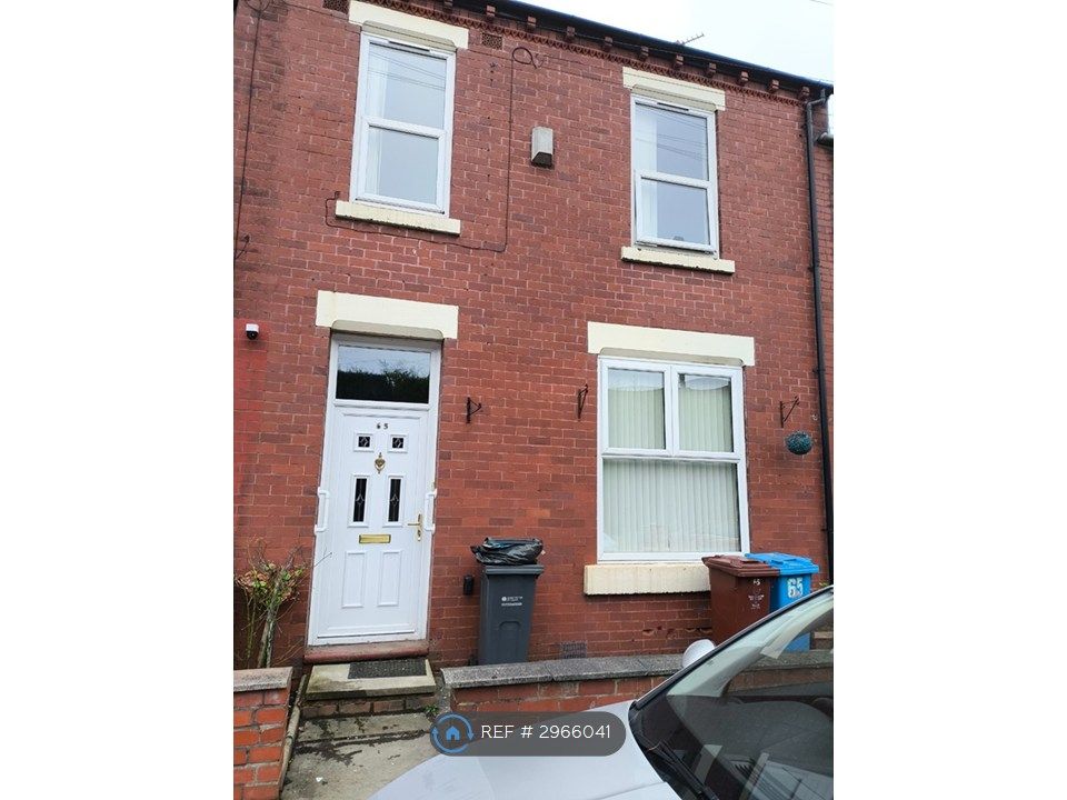 Property photo 2 of 18