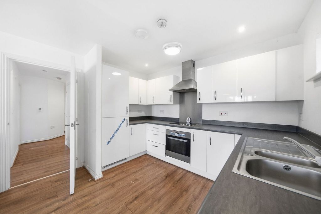 Property photo 2 of 5