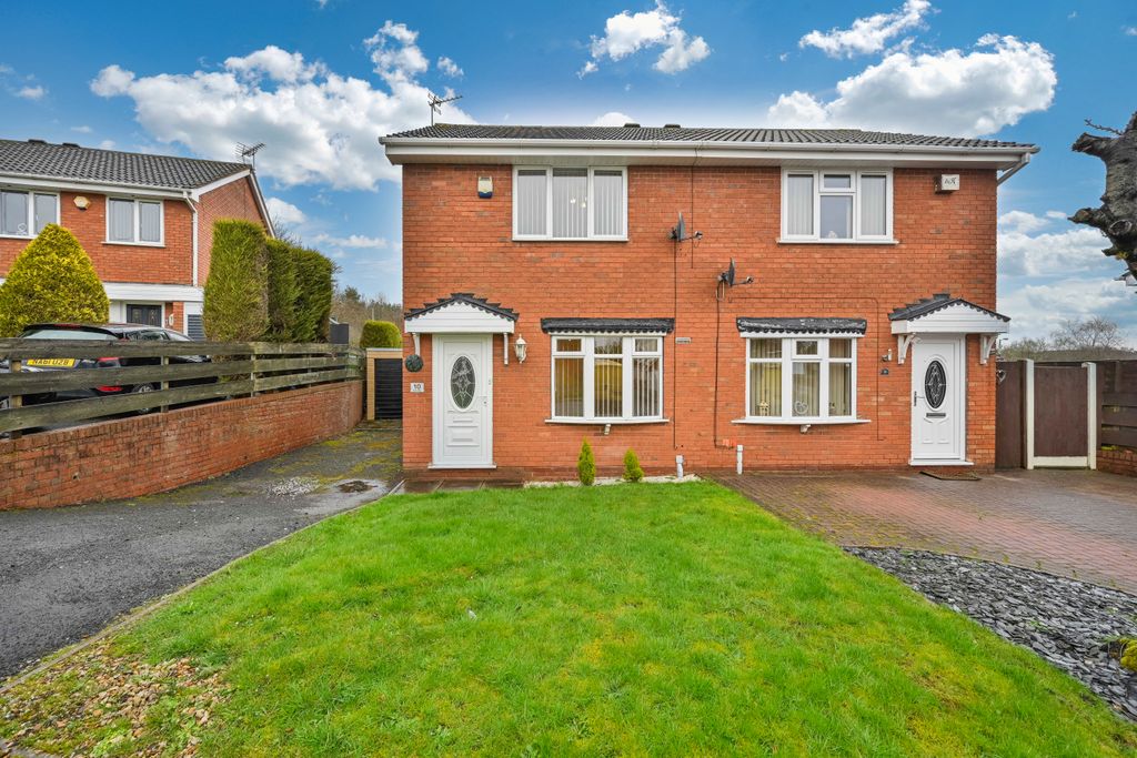 Property photo 1 of 15 Front