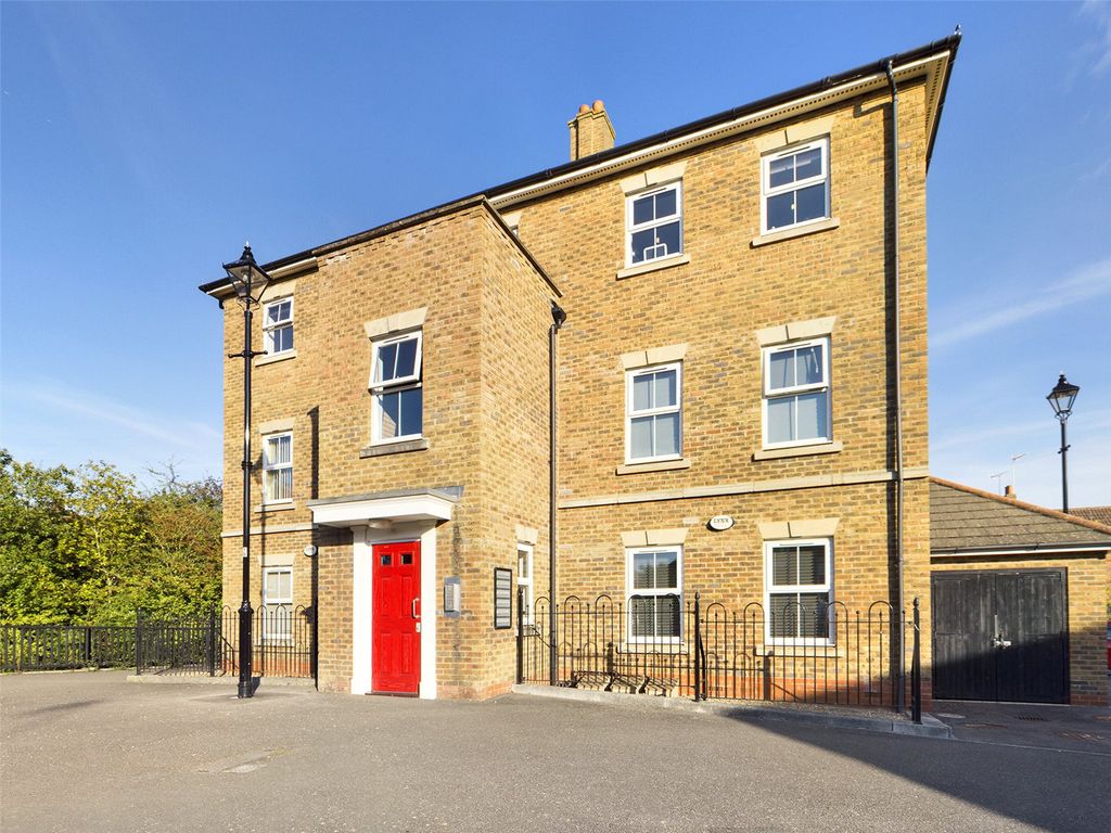 Property photo 1 of 8 Front