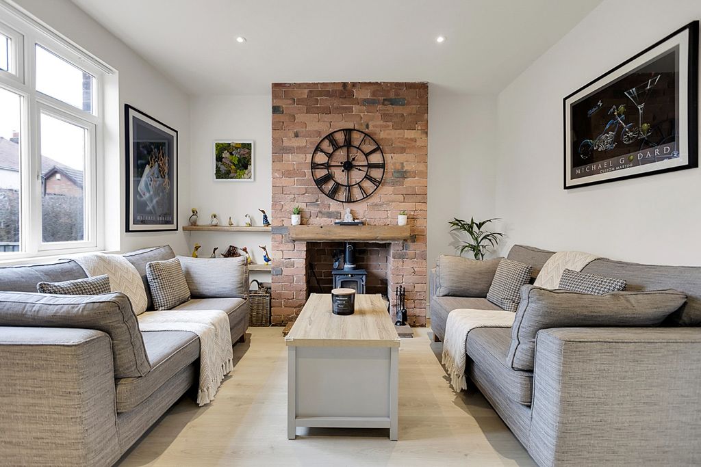 Property photo 2 of 21 4813143