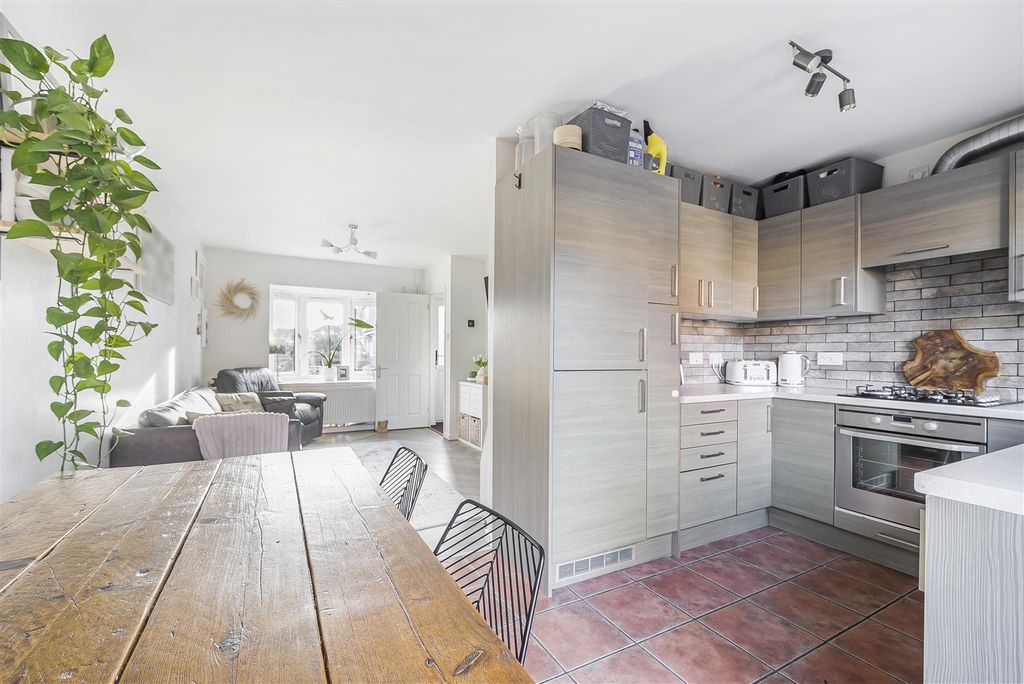 Property photo 3 of 16 1253500 (12).Jpg