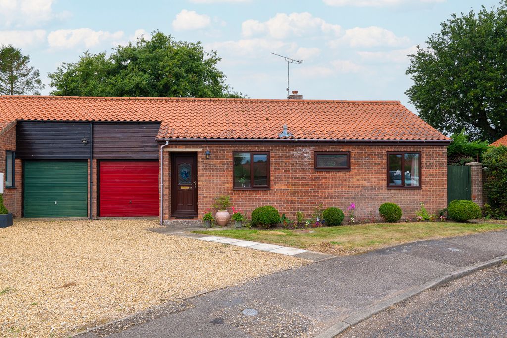 Property photo 2 of 20 3256915